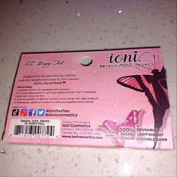 XL Wispy Full 3D Mink Faux Eyelashes & Eyelashes Glue bundle - Picture 4 of 6